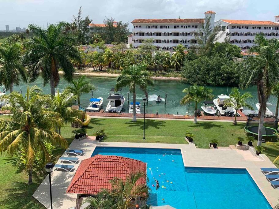 Chic Lagoon Front Villa By Casa Paraiso Cancun Exterior photo