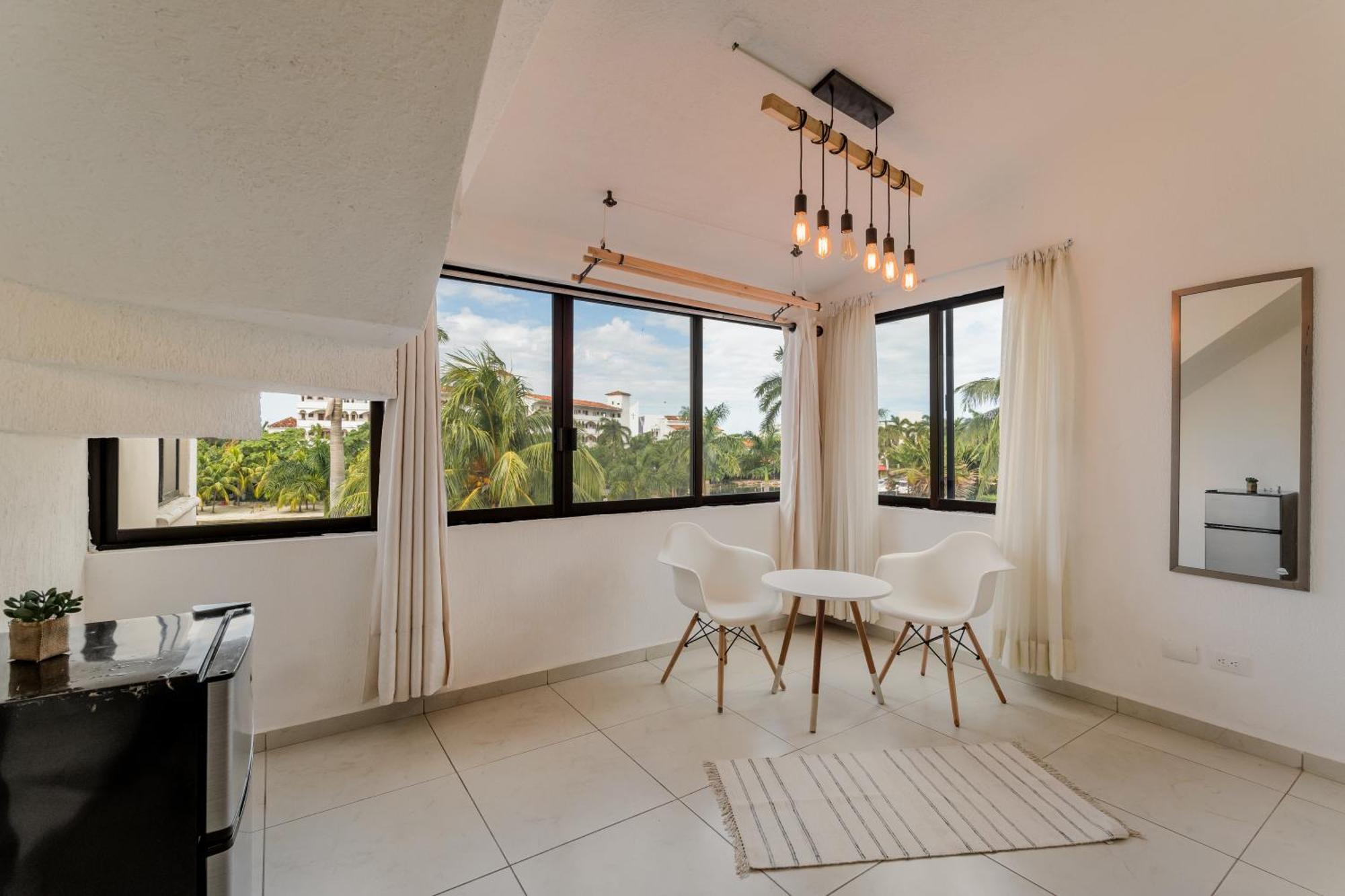 Chic Lagoon Front Villa By Casa Paraiso Cancun Exterior photo